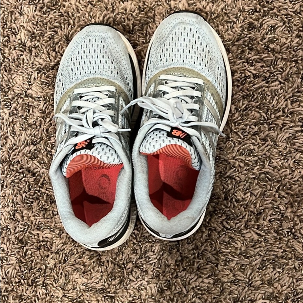 Women’s New Balance running shoes